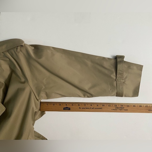 Signature Expressions Woman's Size 6P Trench Coat Tan Belted In/Out Lining Tan - Picture 4 of 16